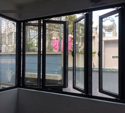 CỬA SỔ MỞ QUAY