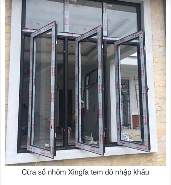 Cửa sổ 3 cánh mở quay